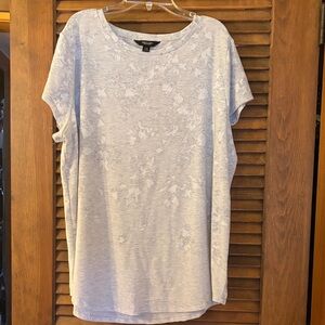 Simply Vera Vera Wang Floral Light Gray Tee